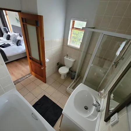 Elegantie Apartment Protea 5 Lovell Avenue Stellenbosch Buitenkant foto