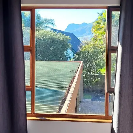 Elegantie Apartment Protea 5 Lovell Avenue Stellenbosch Buitenkant foto