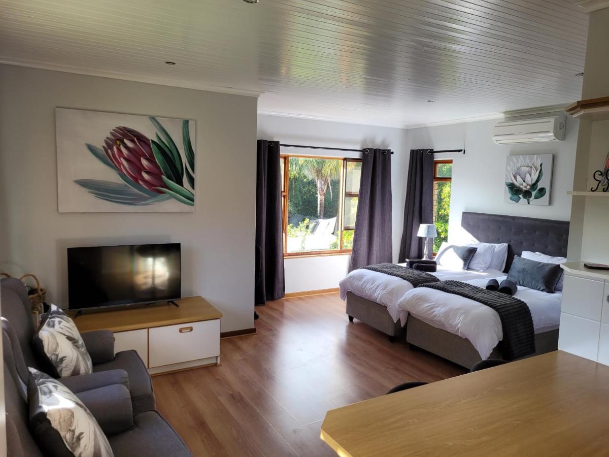 Elegantie Protea 5 Lovell Avenue Apartment *