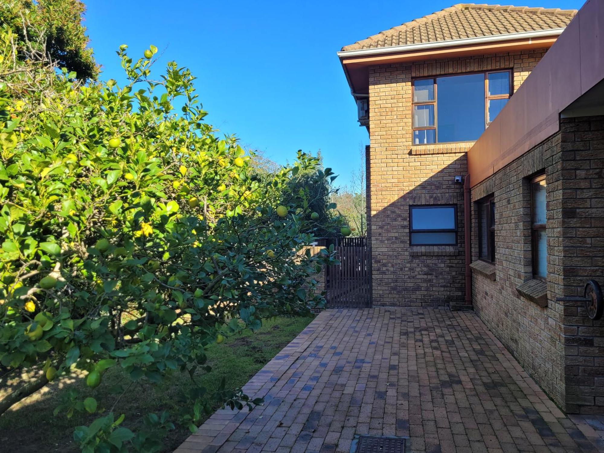Elegantie Protea 5 Lovell Avenue * Stellenbosch