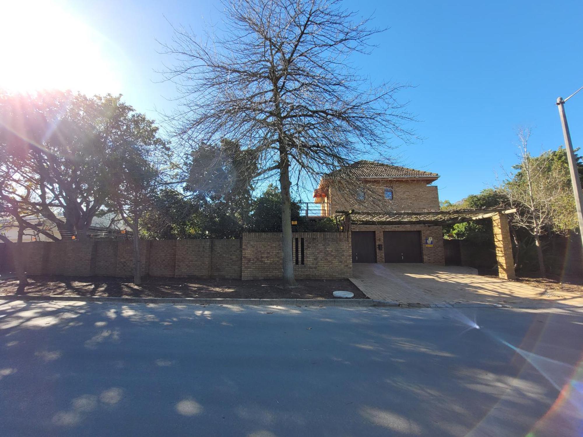 Apartment Elegantie Protea 5 Lovell Avenue *
