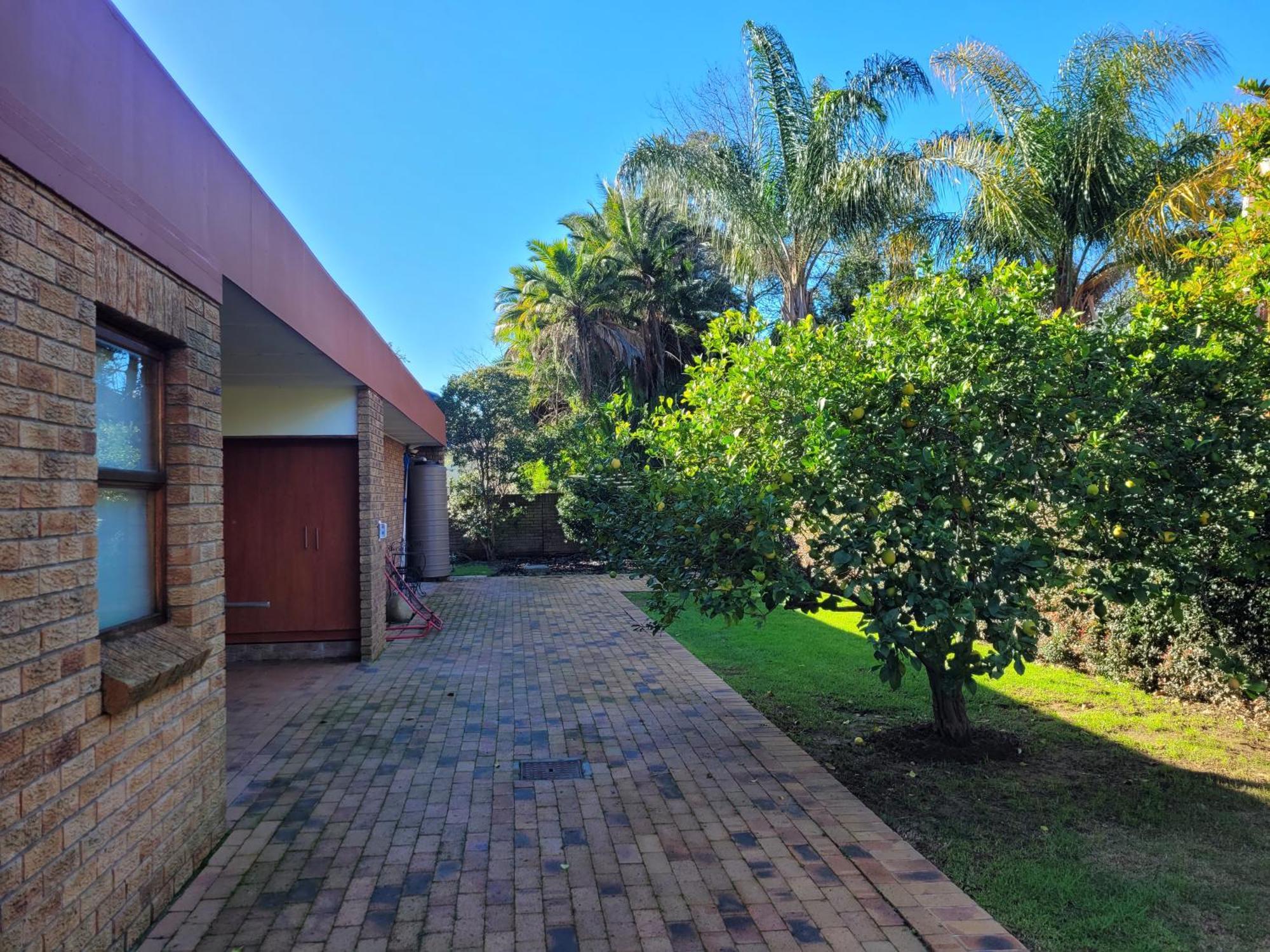 Elegantie Protea 5 Lovell Avenue *